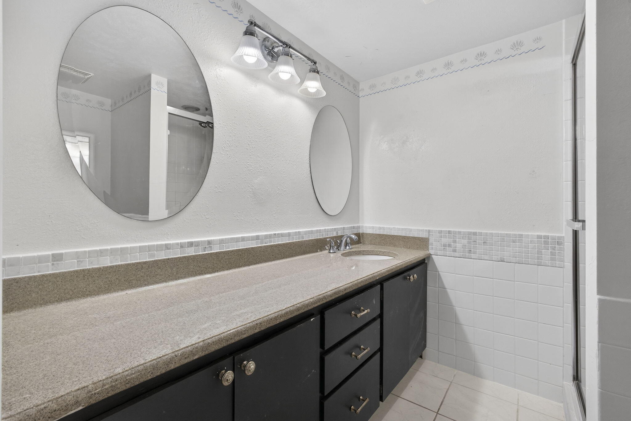 VILLAGE OF SANDALWOOD LAKES NORTH - Residential