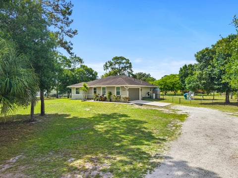 Property photo of 13398 N 57th Pl Place N, The Acreage, FL 33411