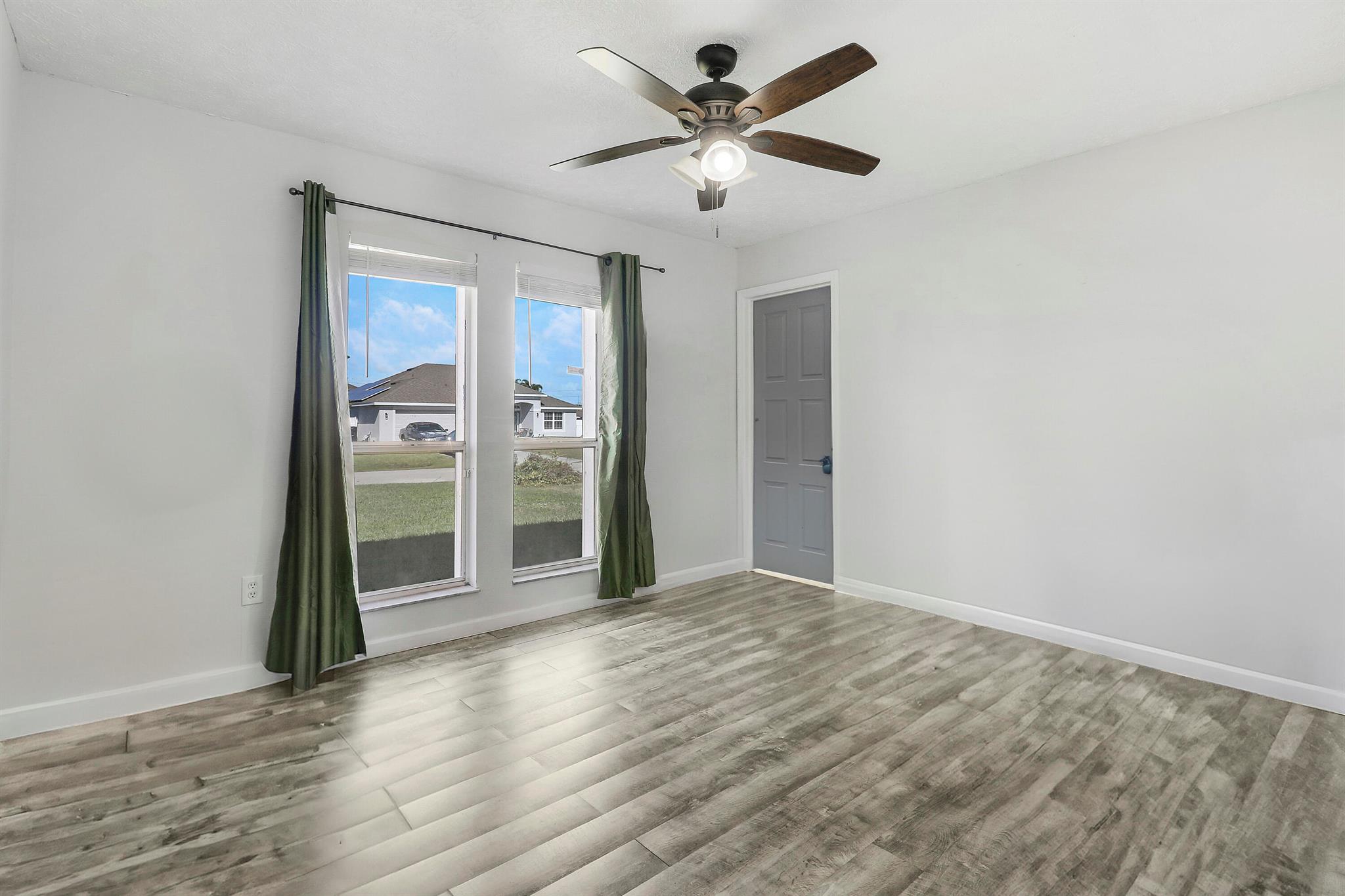 PORT ST LUCIE SECTION 17 - Residential