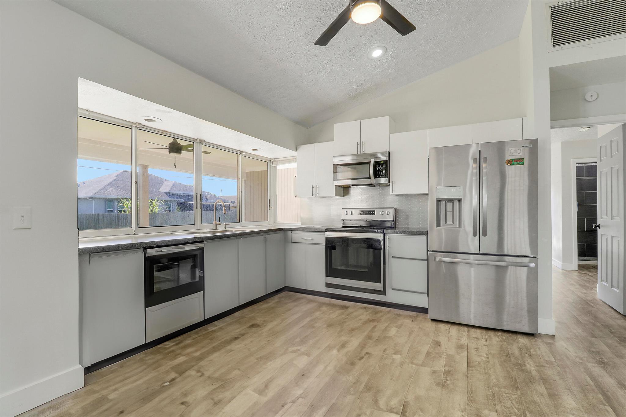 PORT ST LUCIE SECTION 17 - Residential