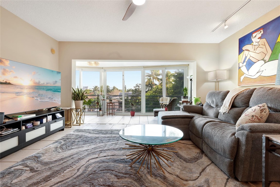 Winston House - Residential