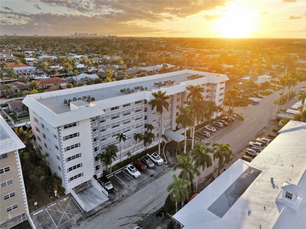 Winston House - Residential