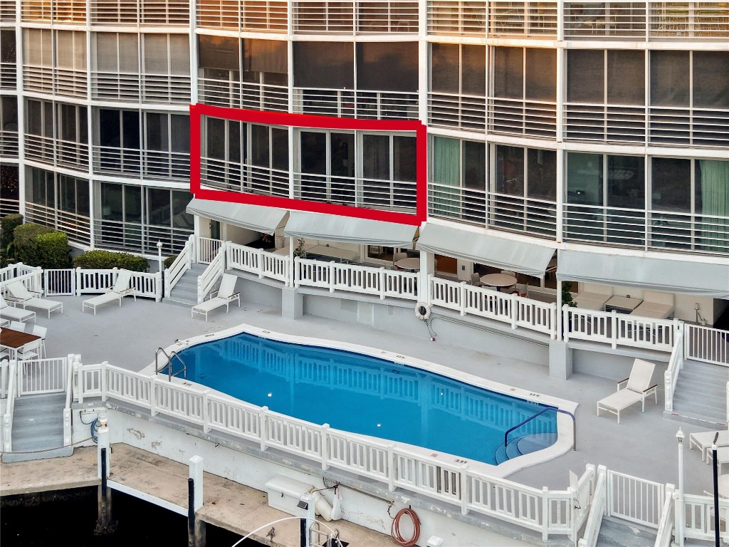 Winston House - Residential