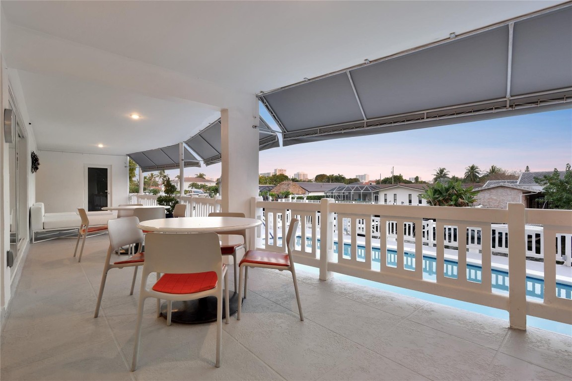 Winston House - Residential