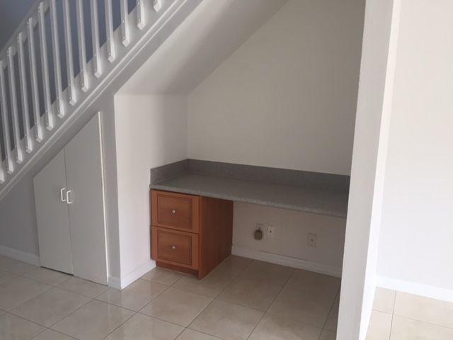 ESTANCIA AT PALM SPRINGS - Residential