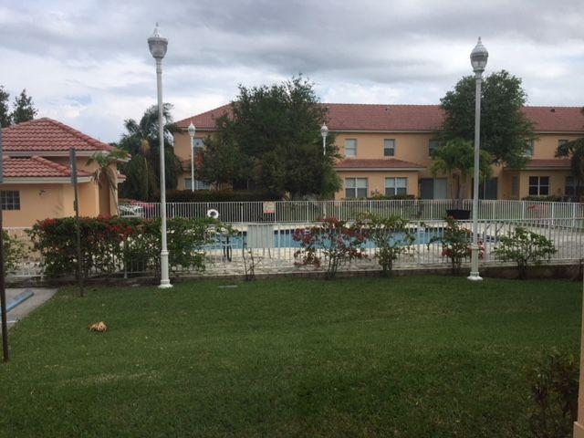 ESTANCIA AT PALM SPRINGS - Residential