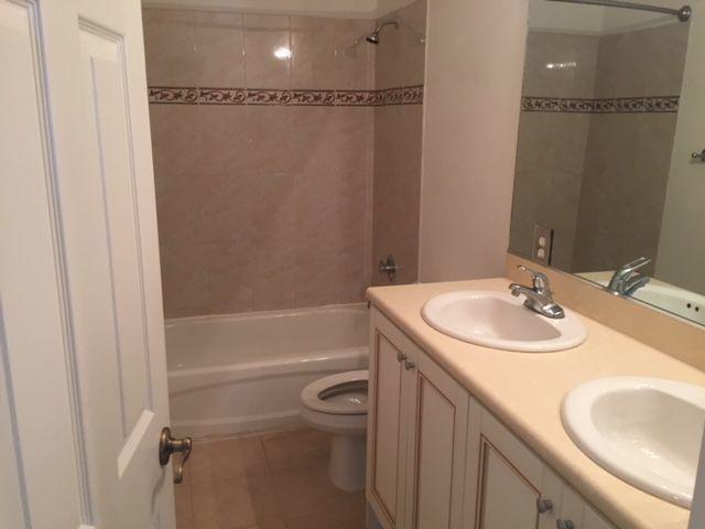 ESTANCIA AT PALM SPRINGS - Residential