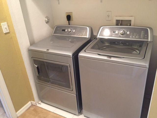 ESTANCIA AT PALM SPRINGS - Residential