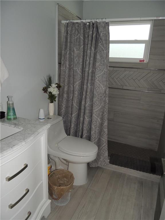 OCEAN DREAM COND - Residential Lease