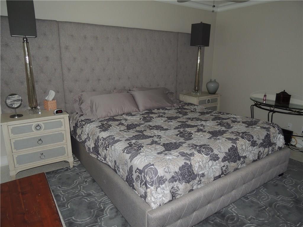 OCEAN DREAM COND - Residential Lease