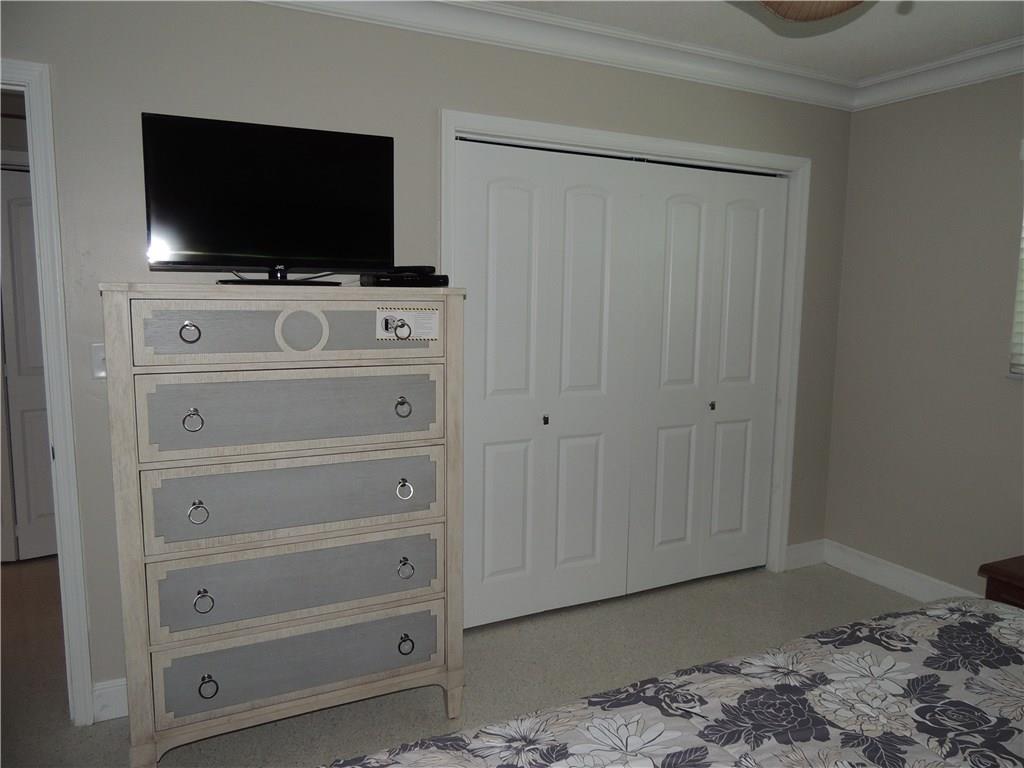 OCEAN DREAM COND - Residential Lease