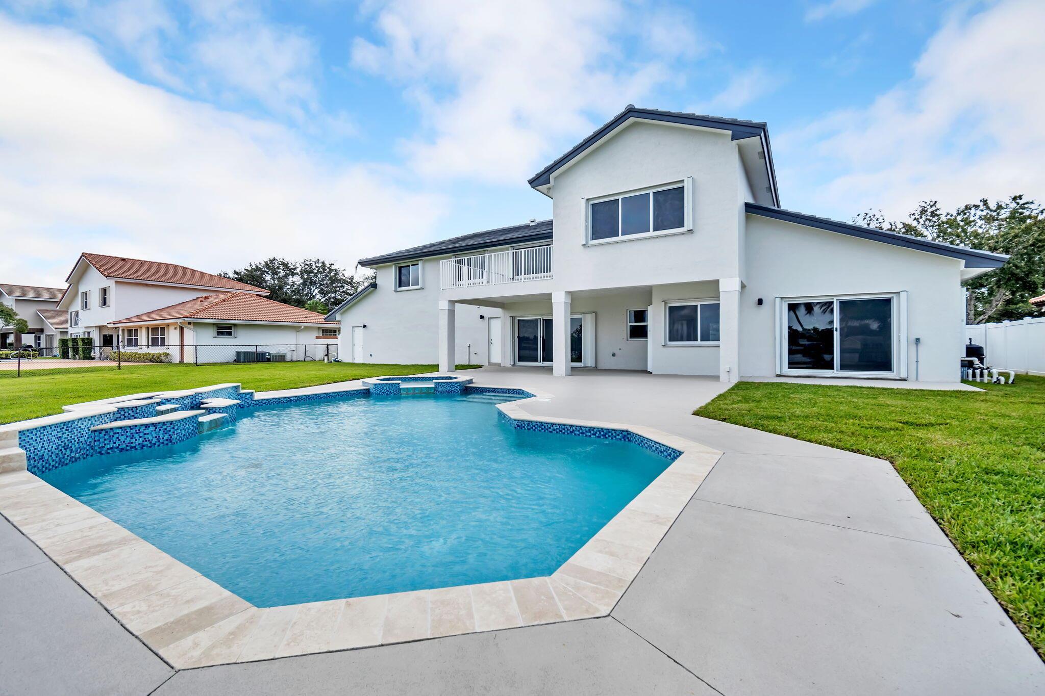 CHAPEL TRAIL REPLAT - Residential