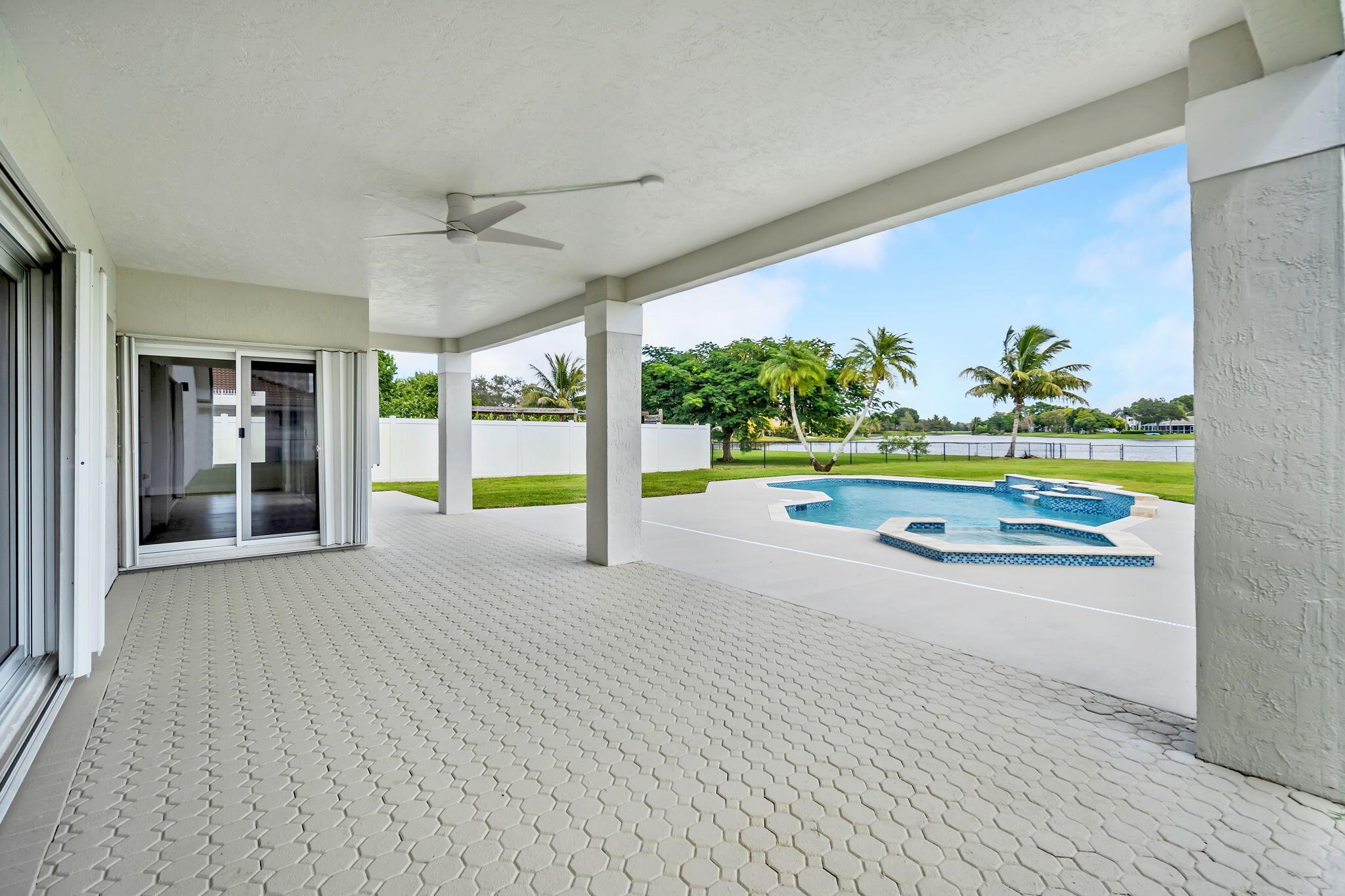 CHAPEL TRAIL REPLAT - Residential