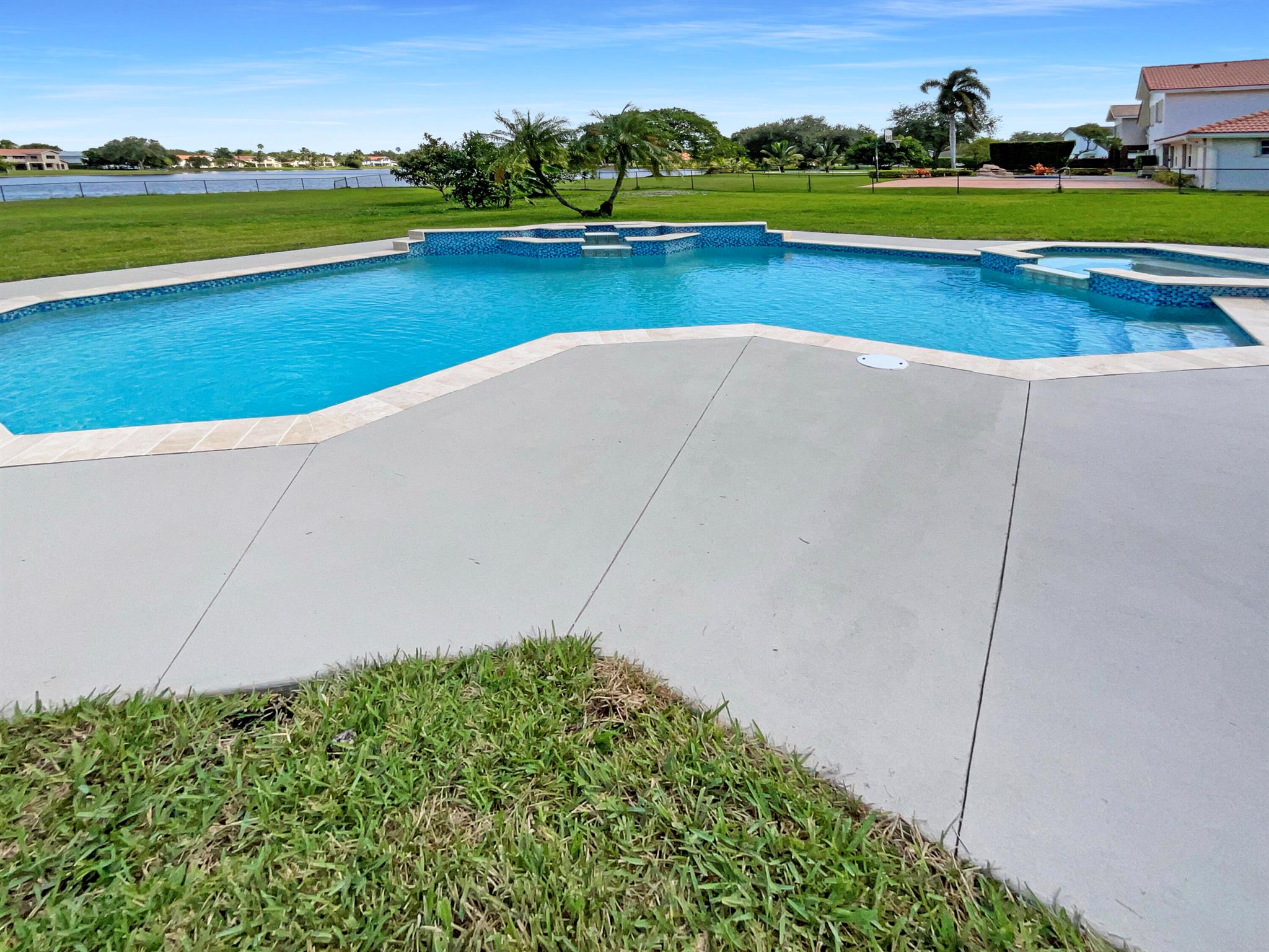 CHAPEL TRAIL REPLAT - Residential