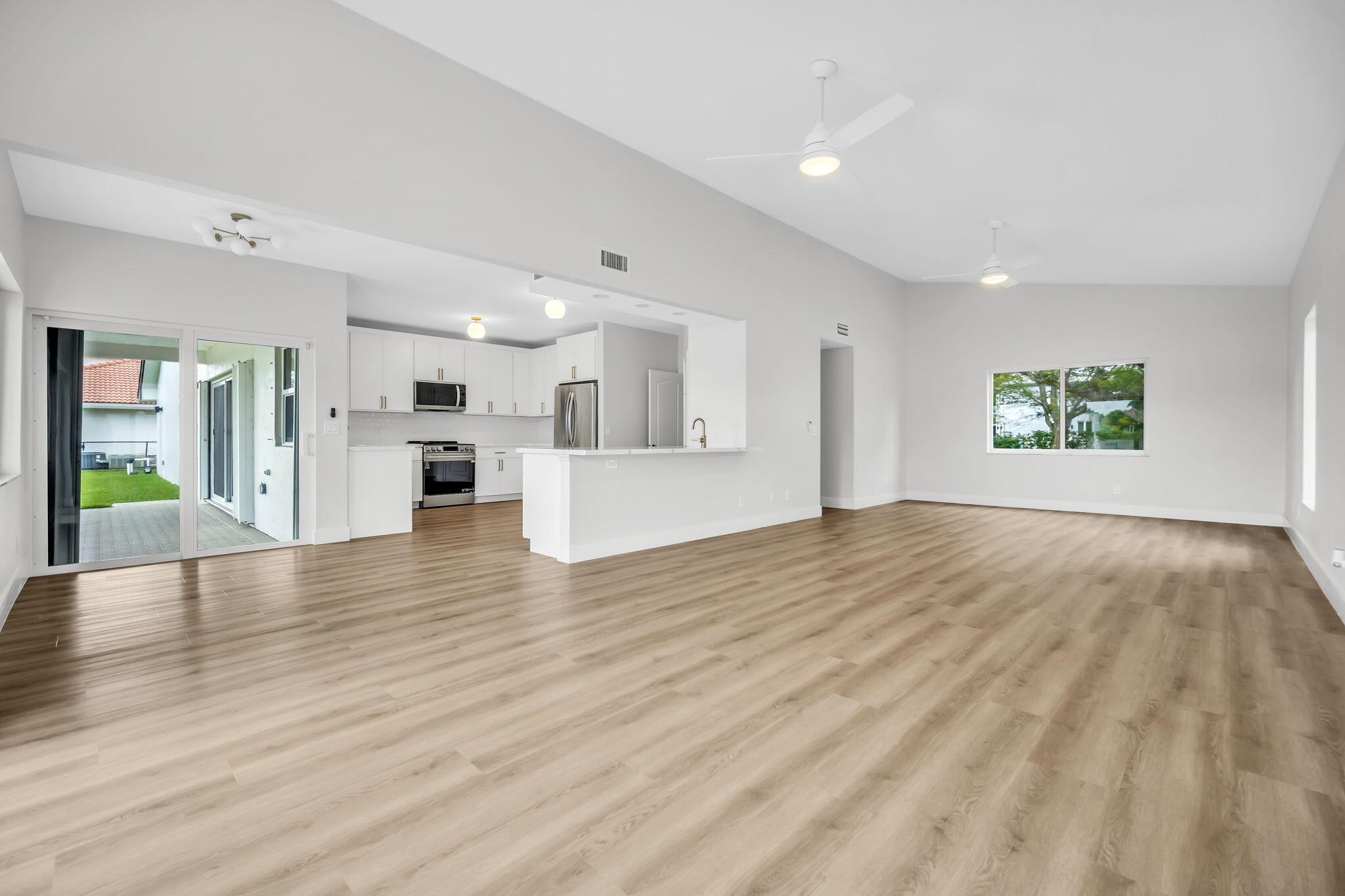 CHAPEL TRAIL REPLAT - Residential