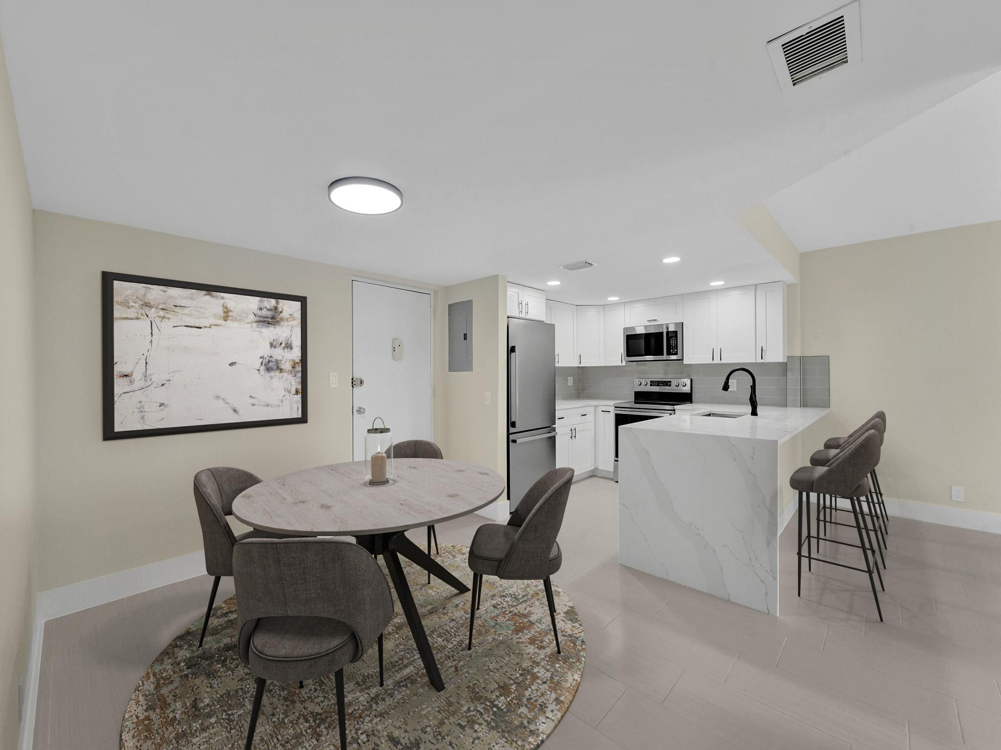 River Manor Condo - Residential