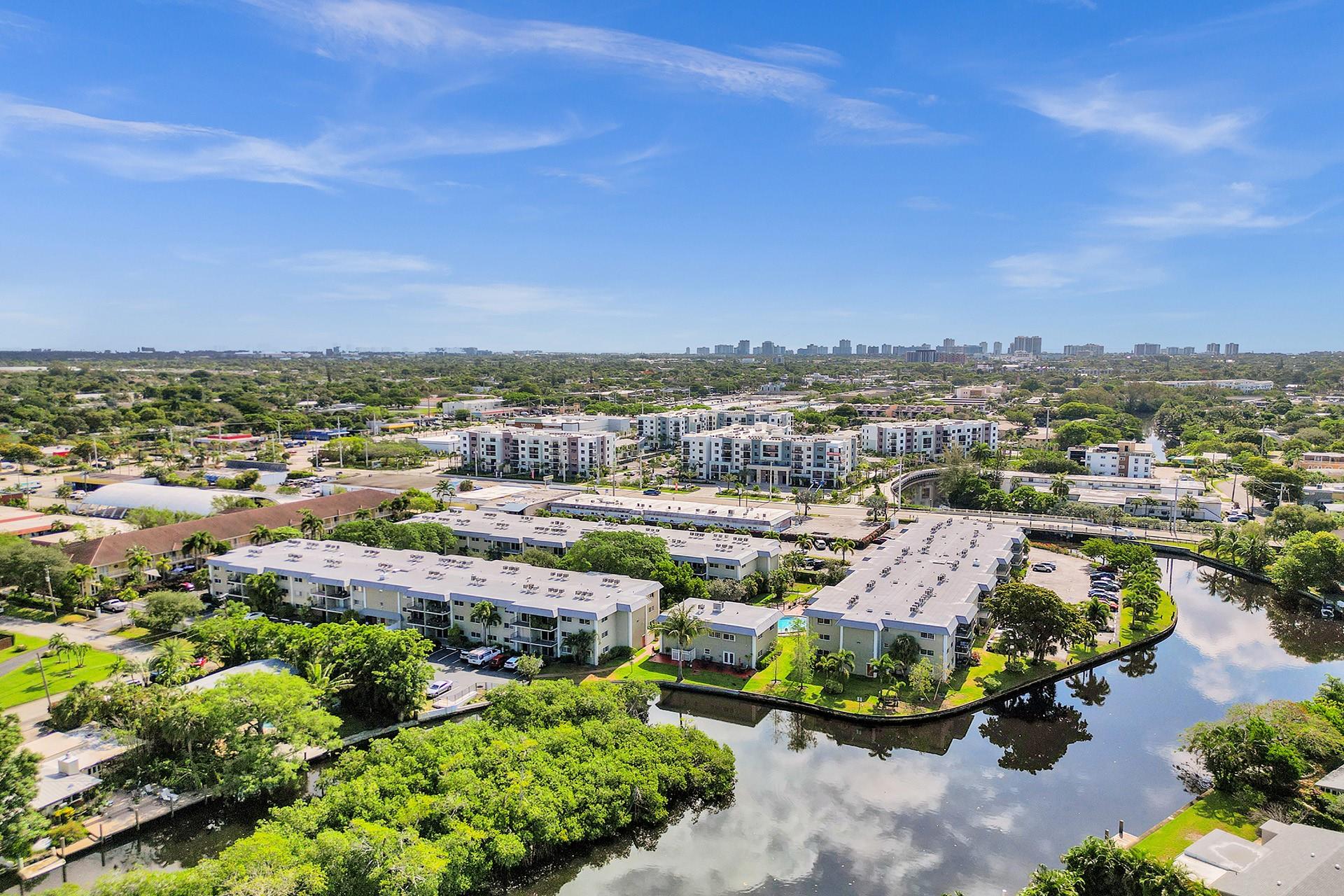River Manor Condo - Residential