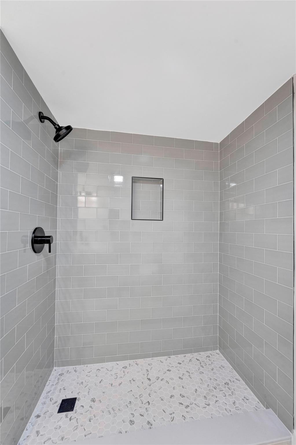 River Manor Condo - Residential