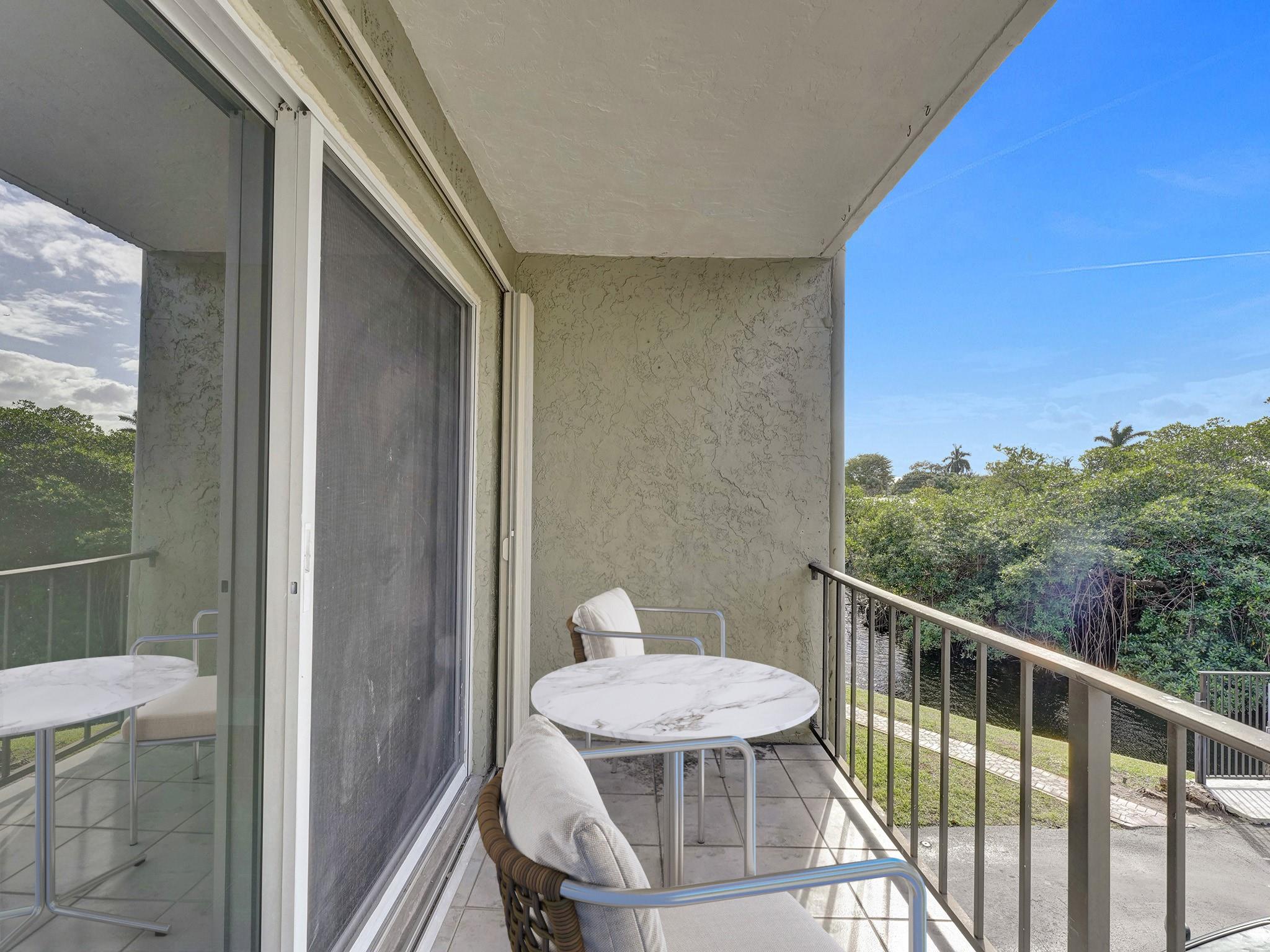 River Manor Condo - Residential