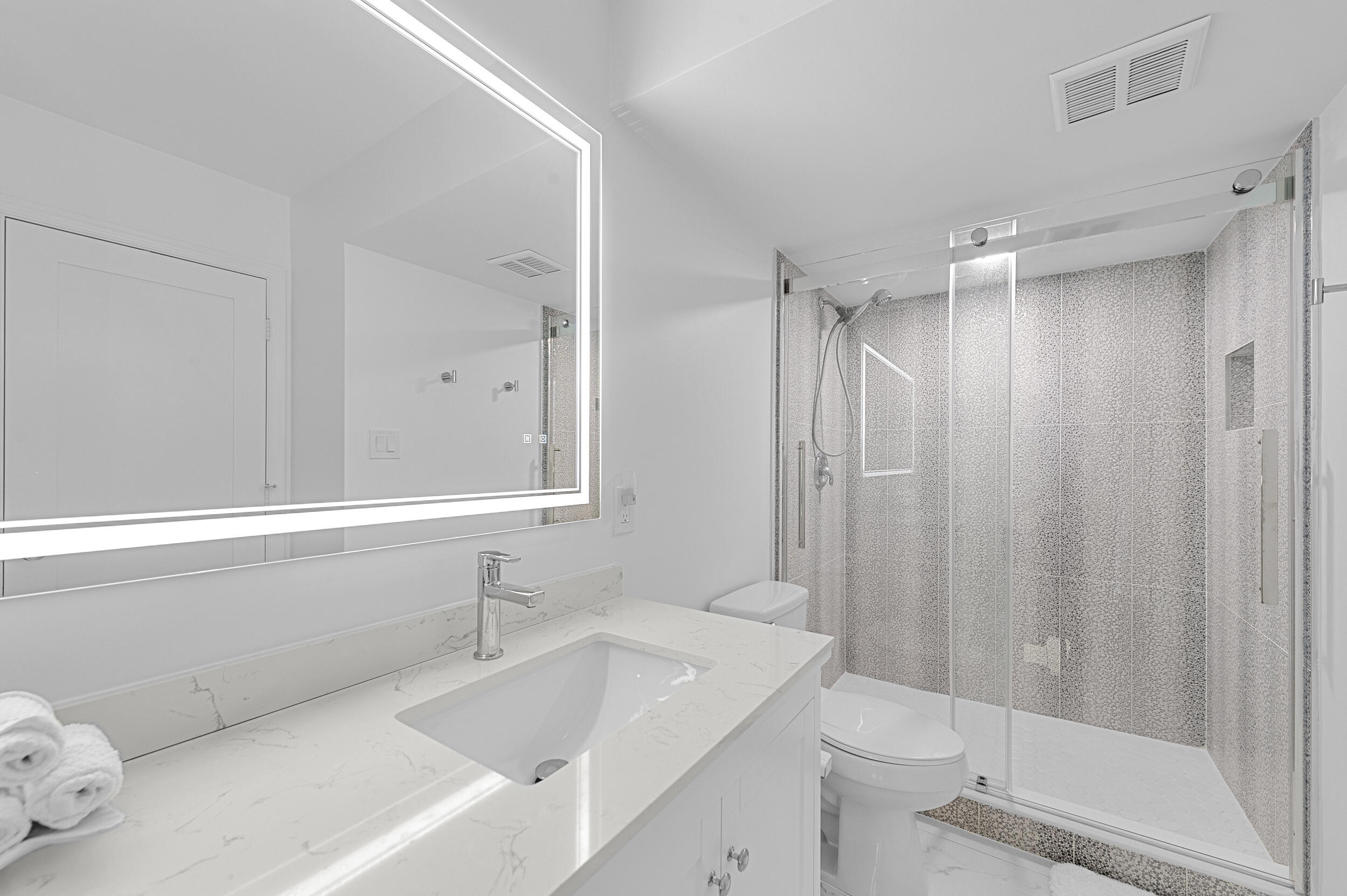 EASTPOINTE CONDO - Residential