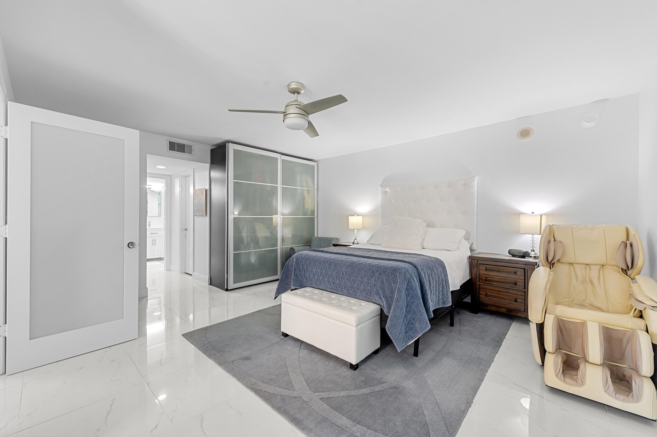 EASTPOINTE CONDO - Residential