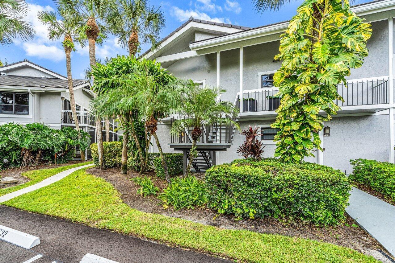 11863 Wimbledon Circle 432
