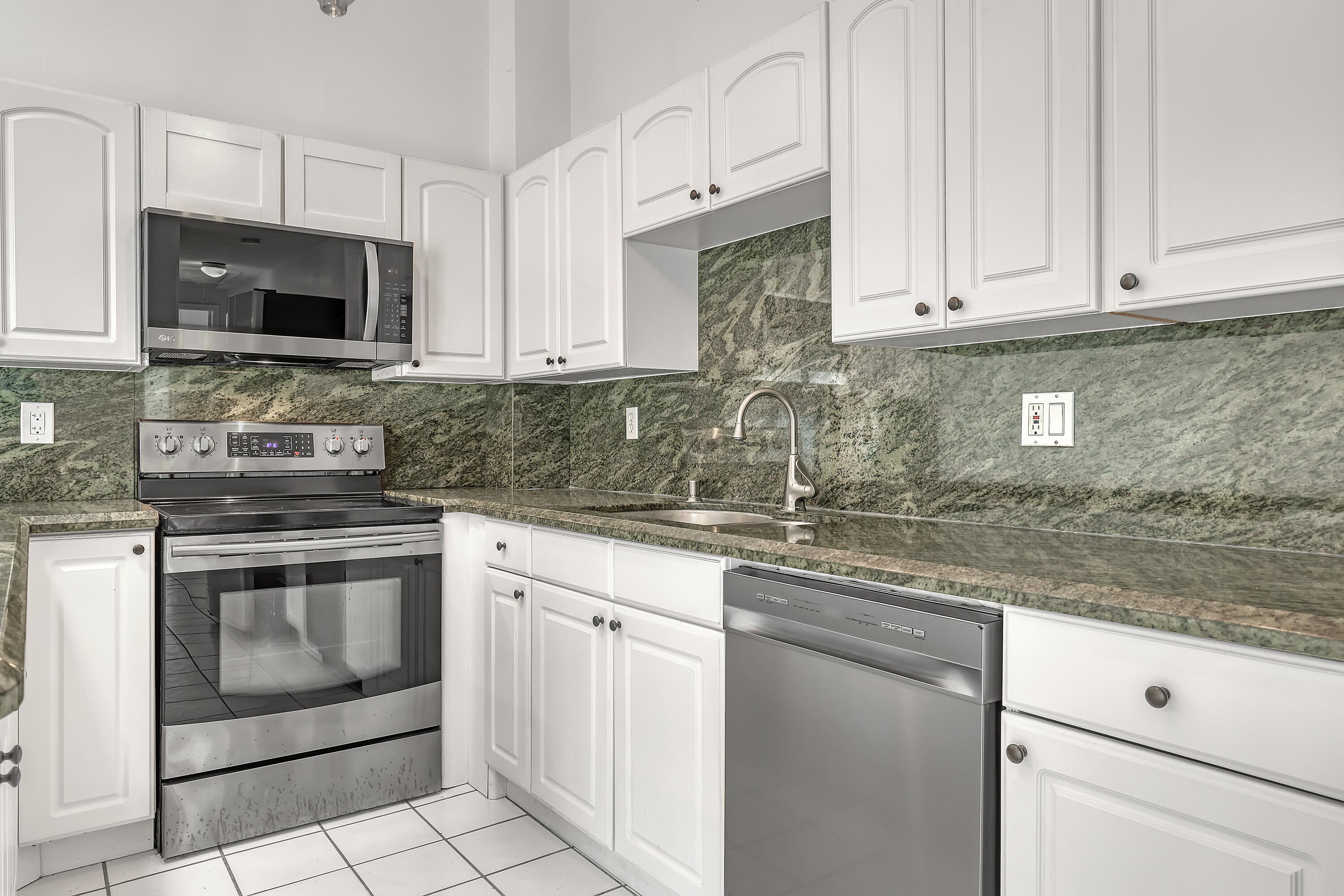 Properties 1279 Periwinkle Place
