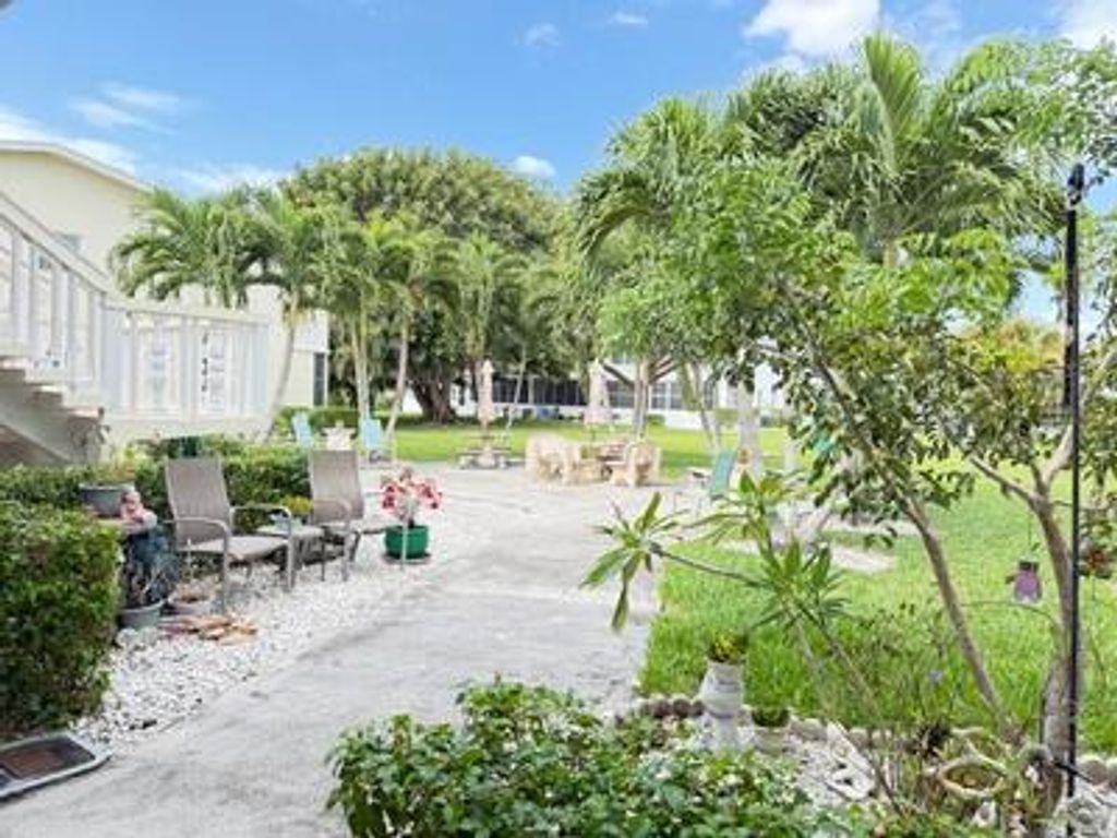 Photo of 145 Dorchester G #145, West Palm Beach, FL 33417 (MLS # B26017701)