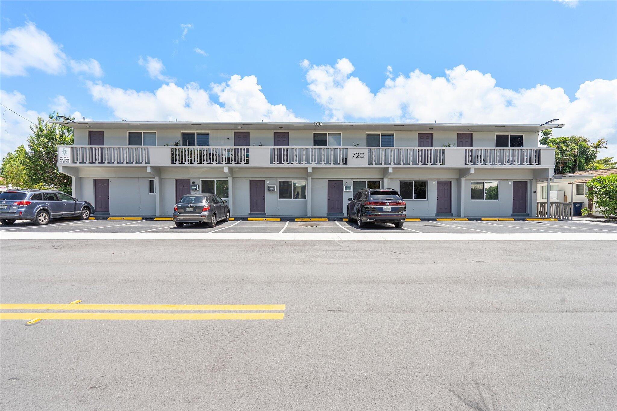 720 NE 7th Street 8