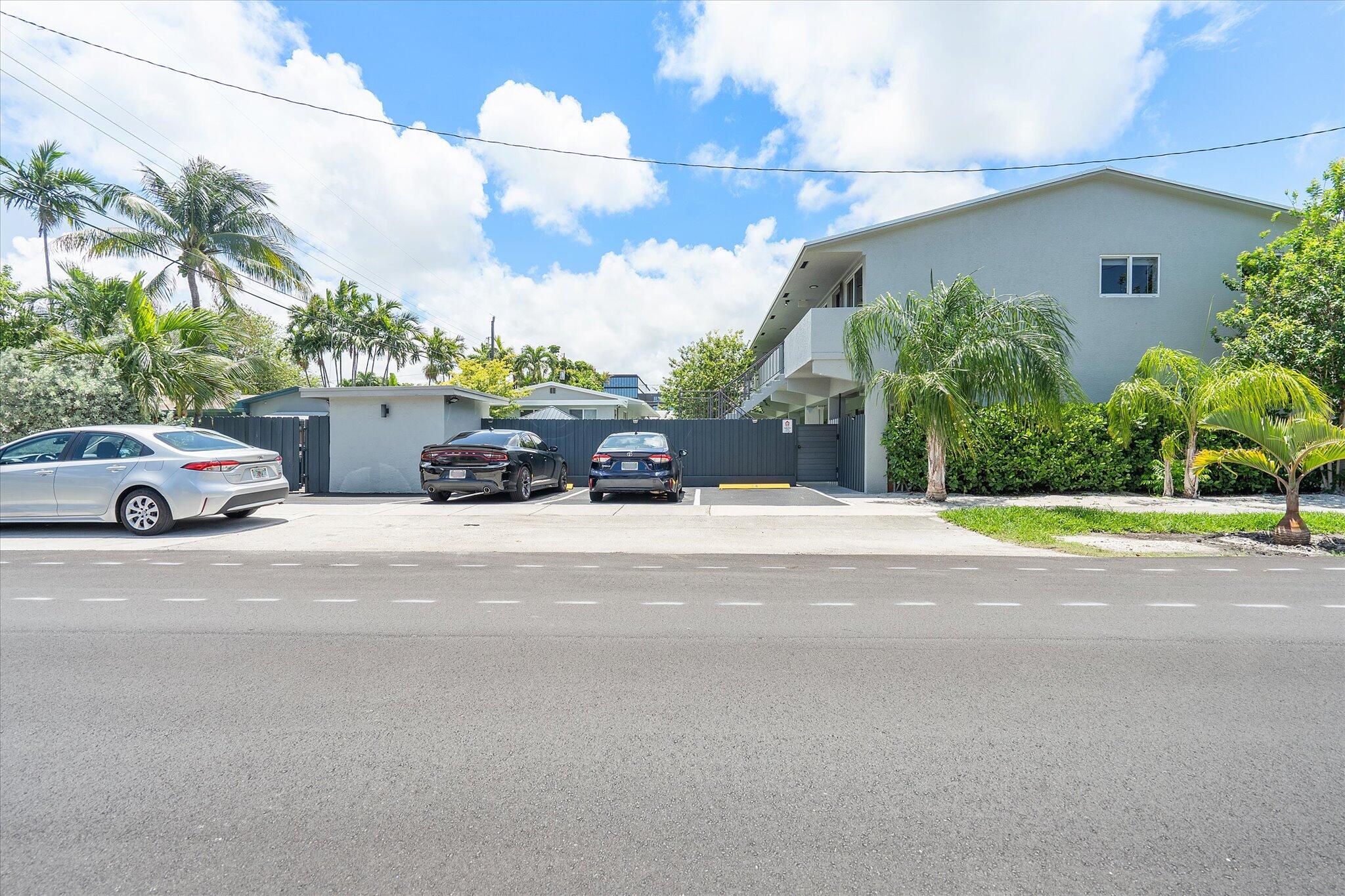 720 NE 7th Street 8
