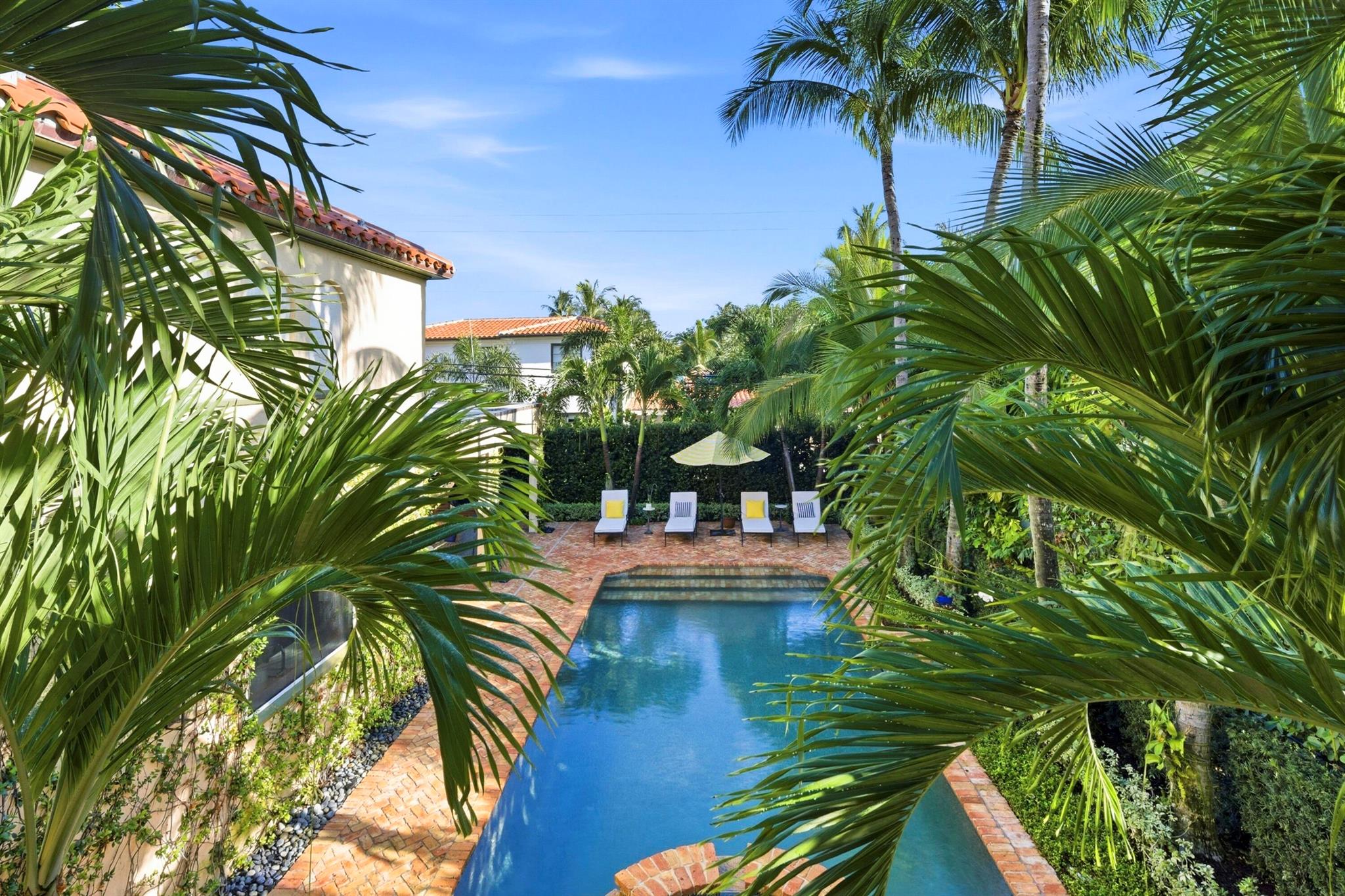 LAKEWOOD - Residential