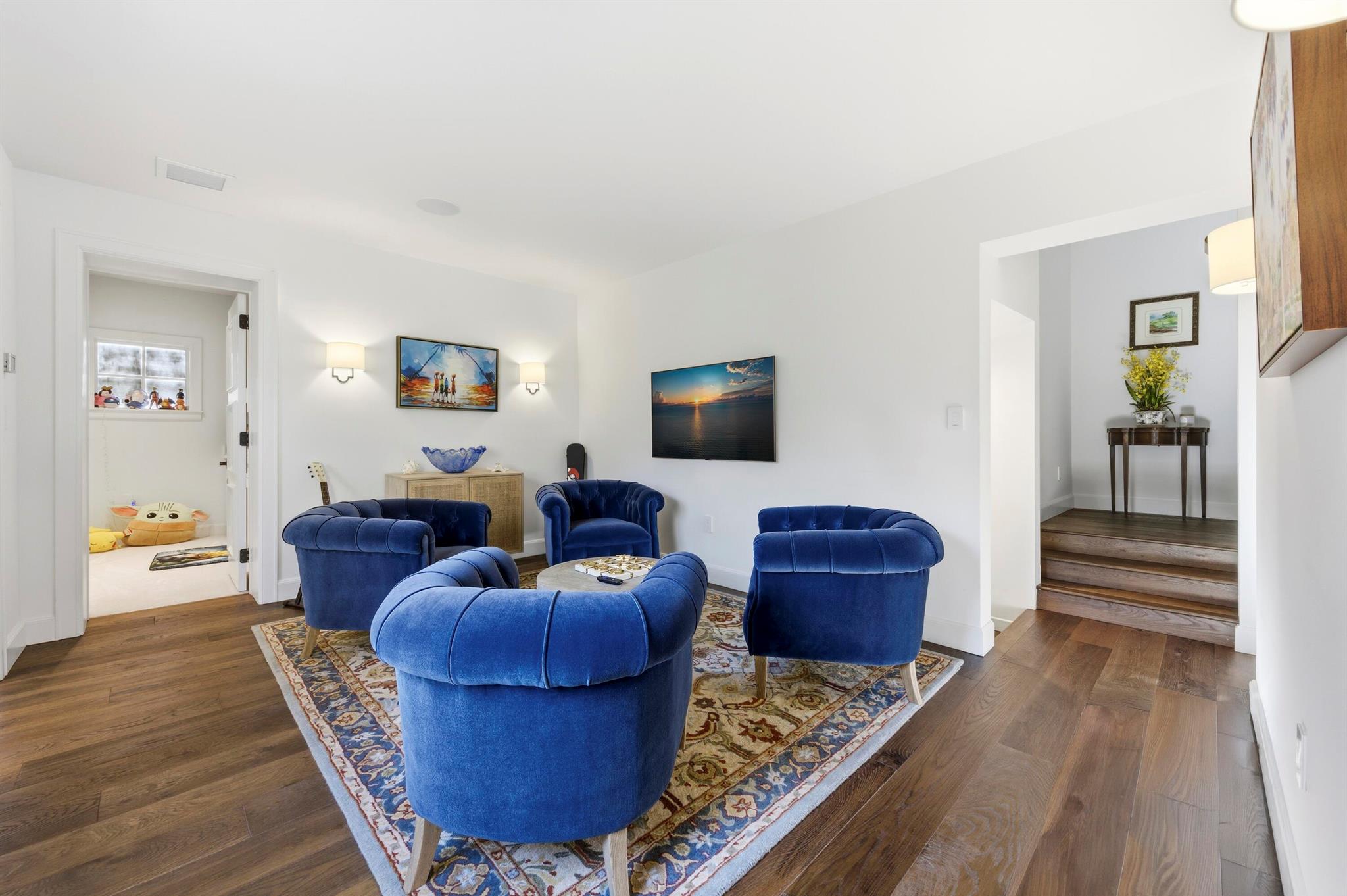 LAKEWOOD - Residential