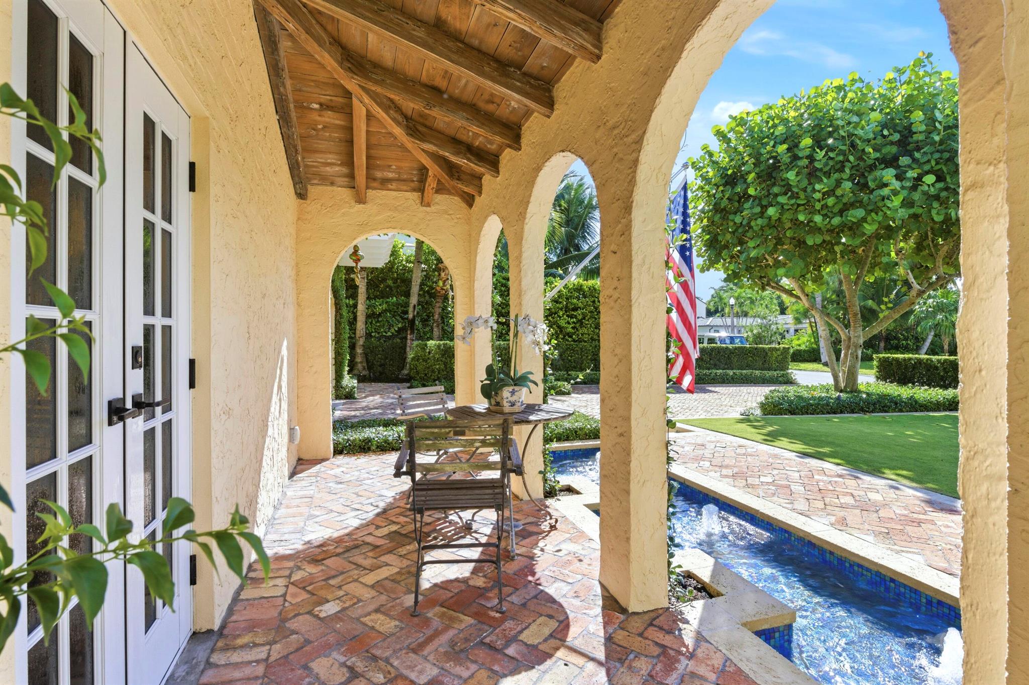 LAKEWOOD - Residential