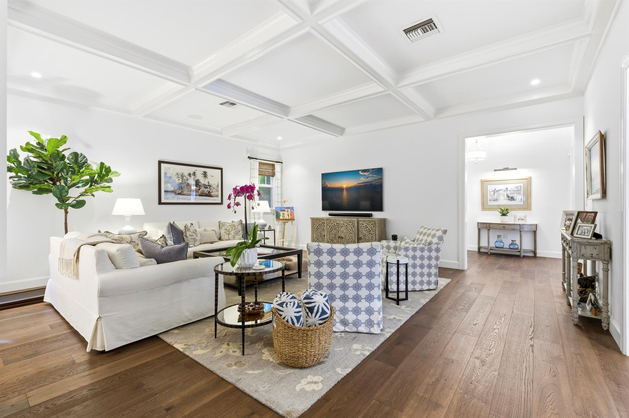 LAKEWOOD - Residential