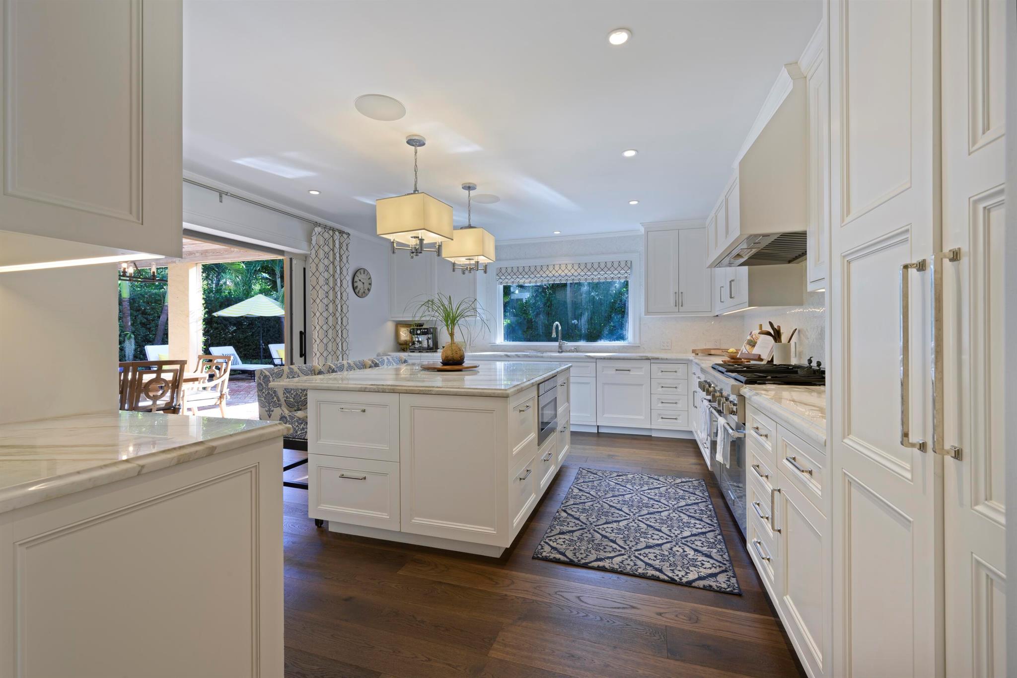 LAKEWOOD - Residential