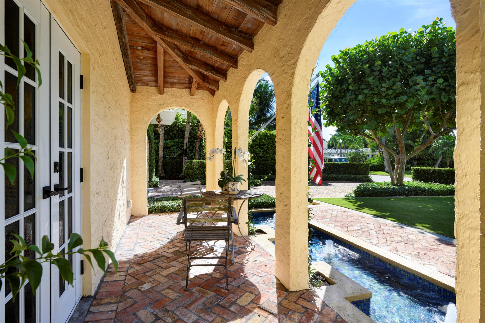 LAKEWOOD - Residential