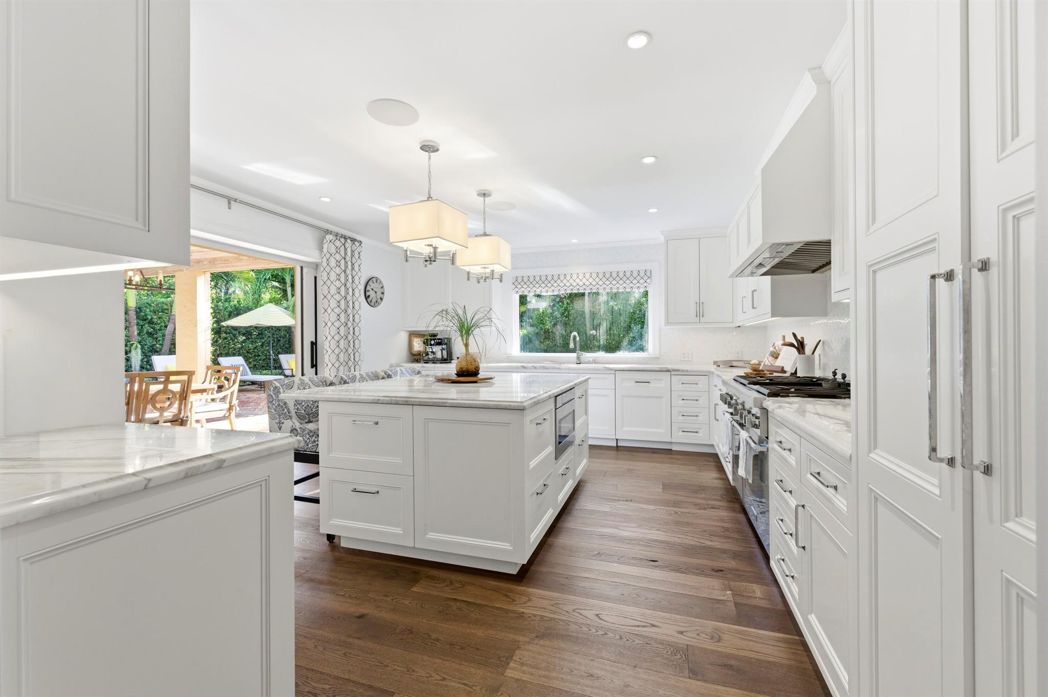 LAKEWOOD - Residential