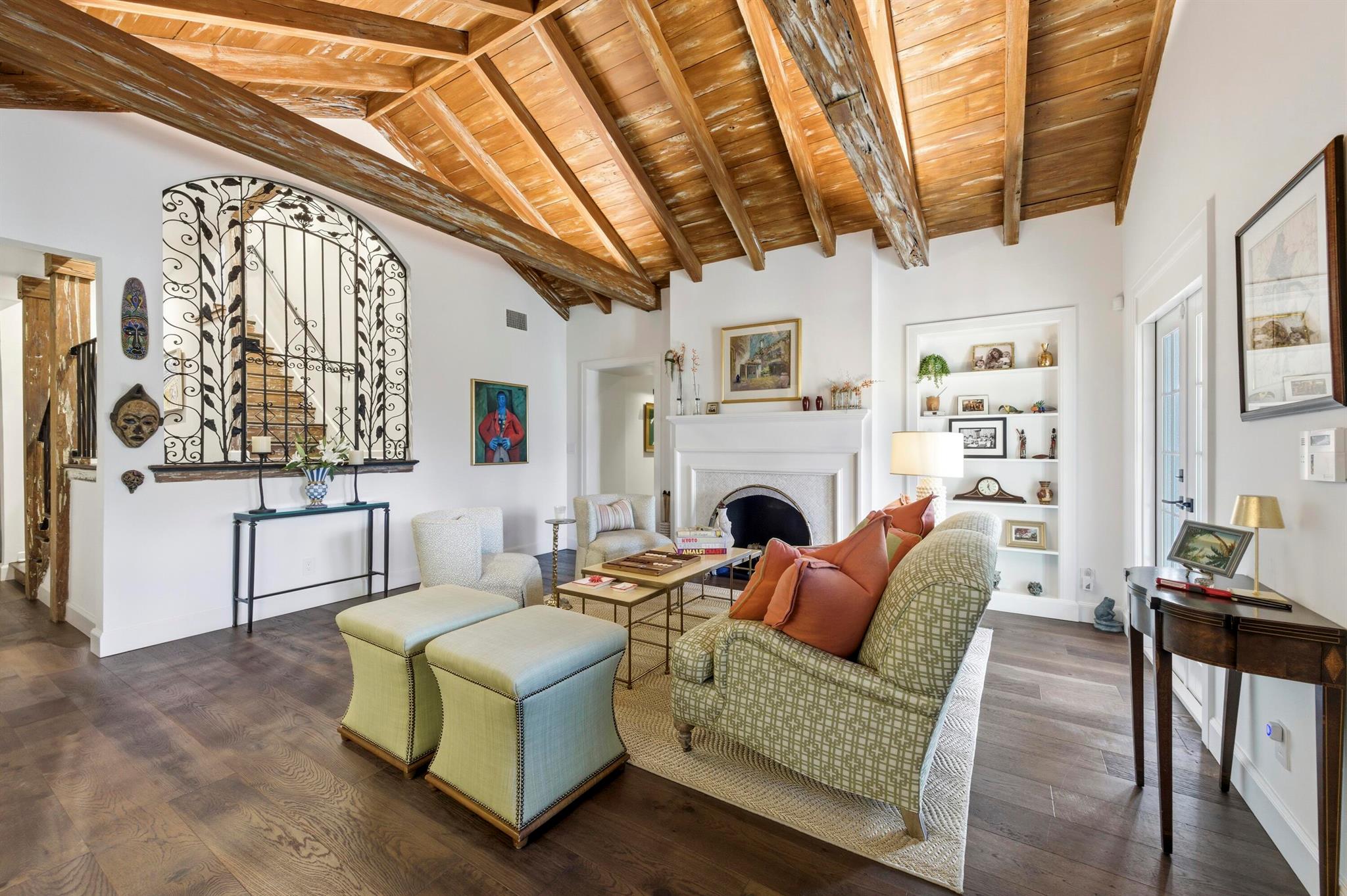 LAKEWOOD - Residential