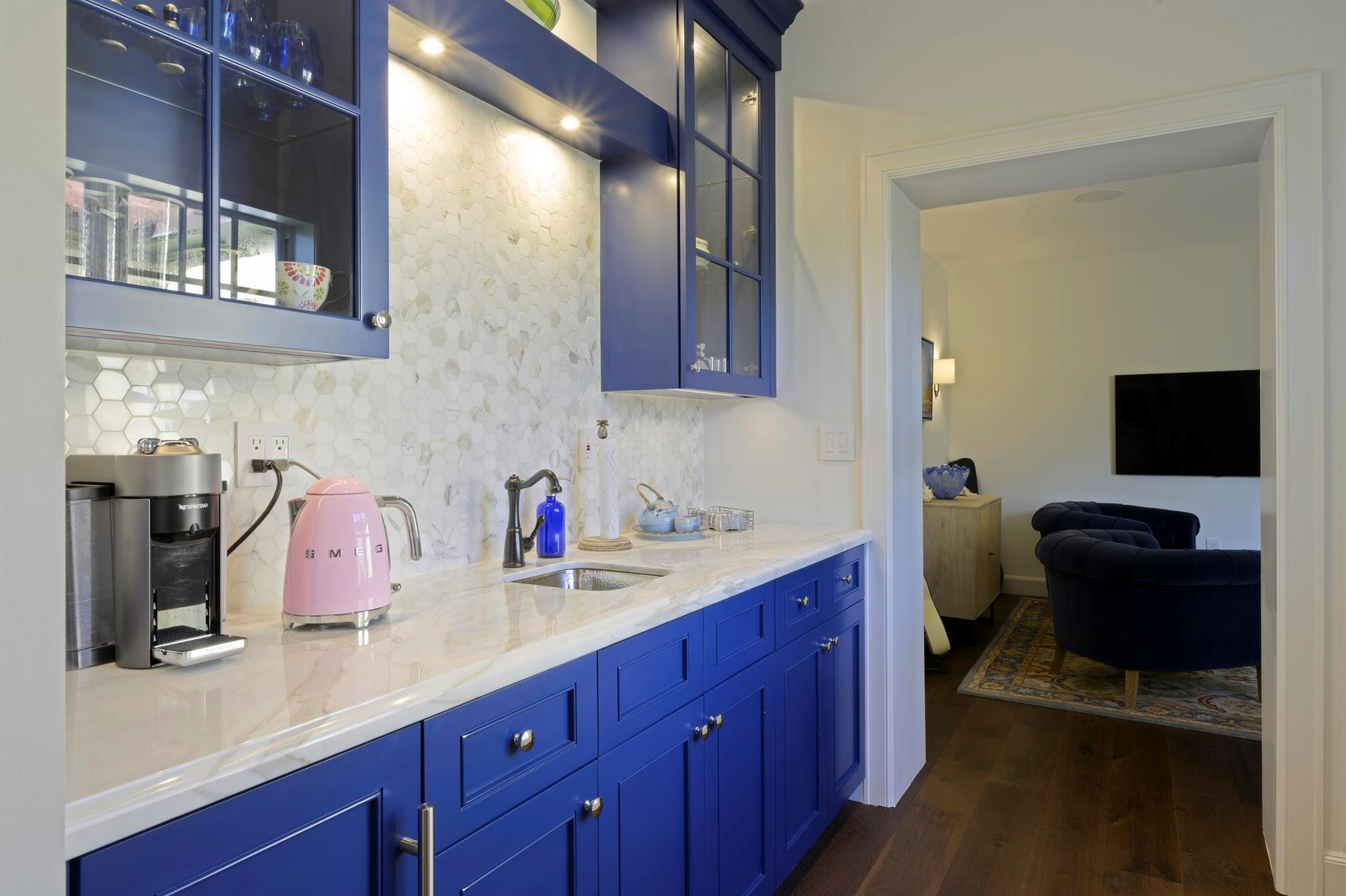 LAKEWOOD - Residential