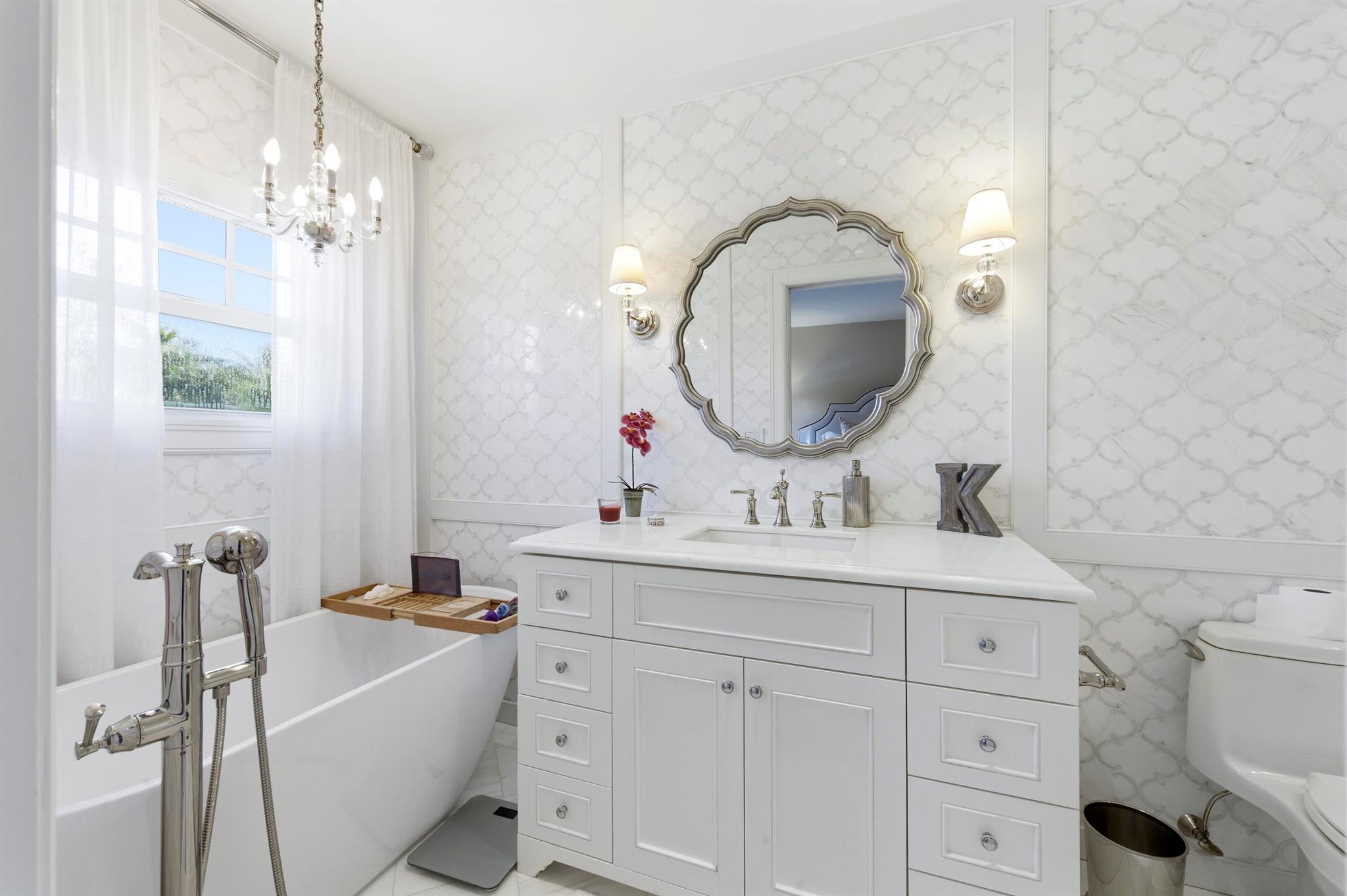 LAKEWOOD - Residential