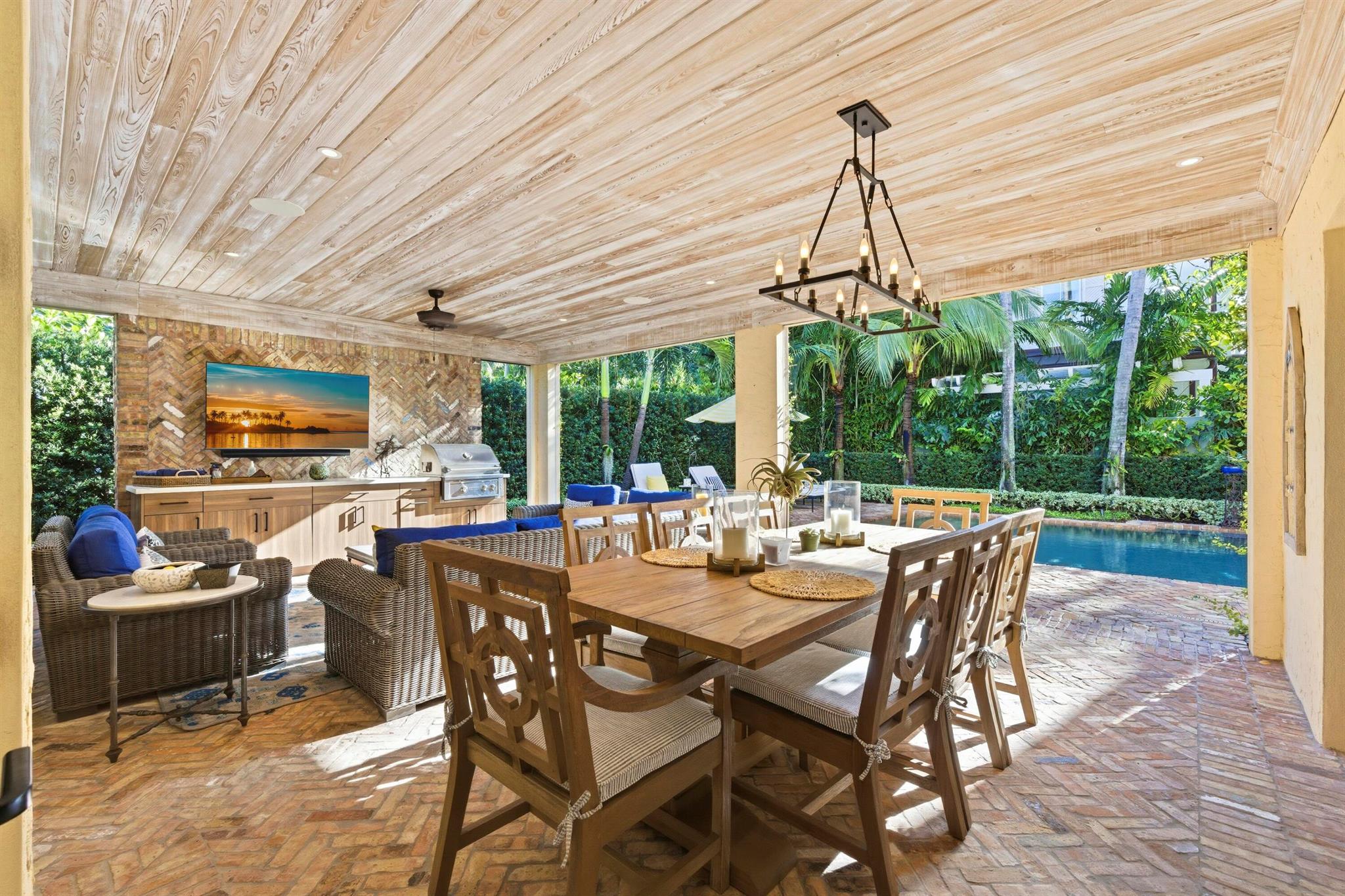 LAKEWOOD - Residential