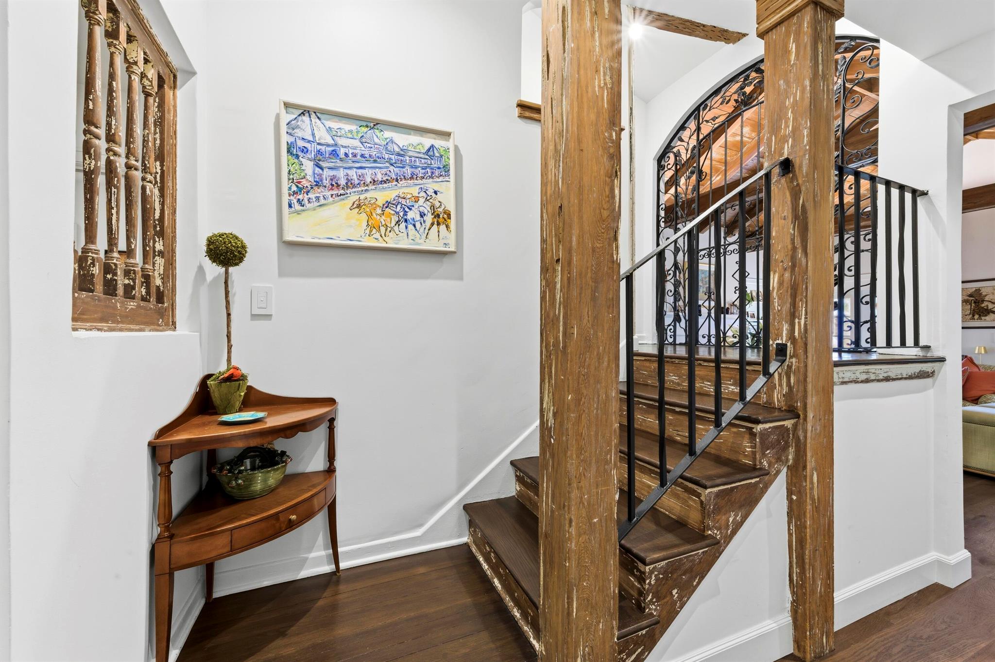 LAKEWOOD - Residential