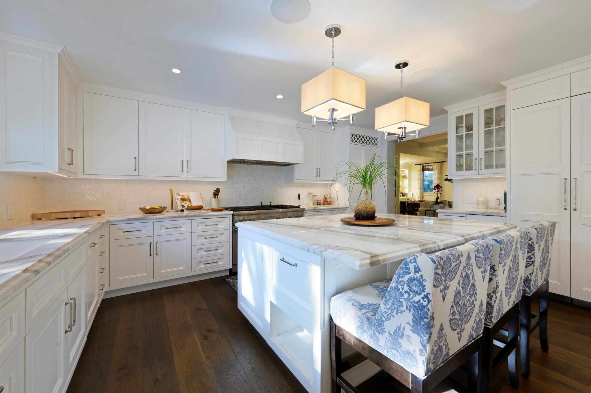 LAKEWOOD - Residential