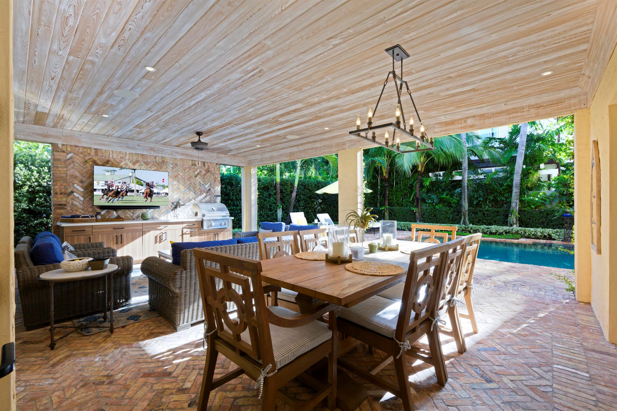 LAKEWOOD - Residential