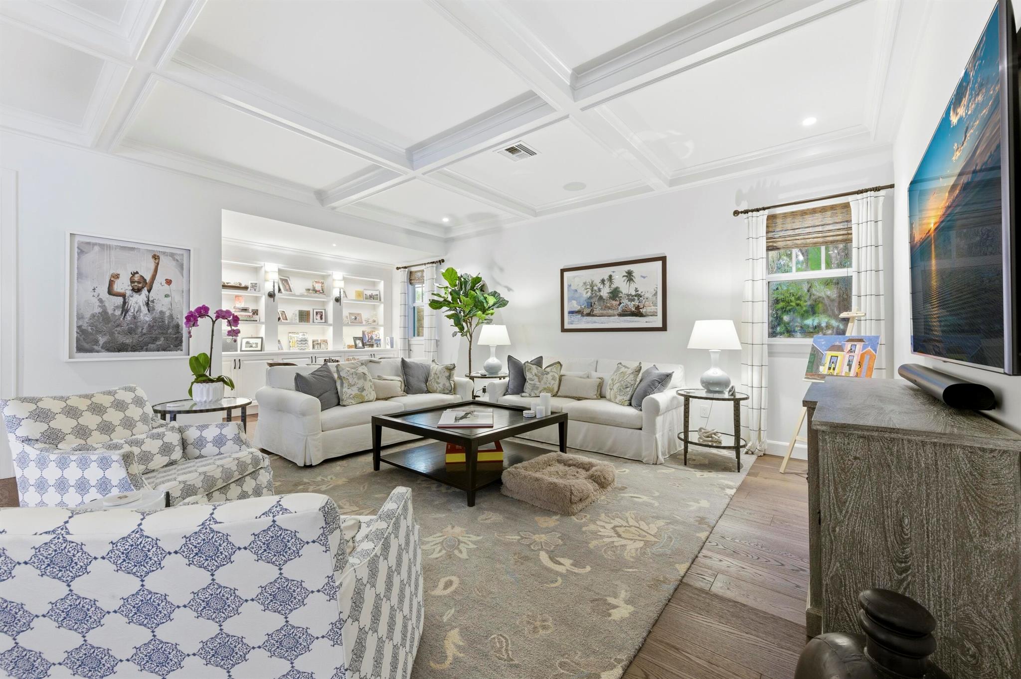 LAKEWOOD - Residential