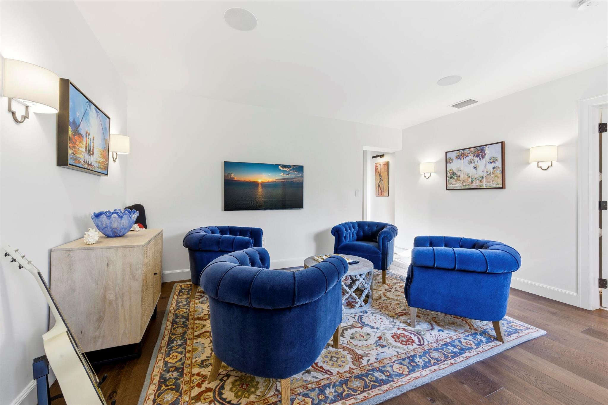 LAKEWOOD - Residential