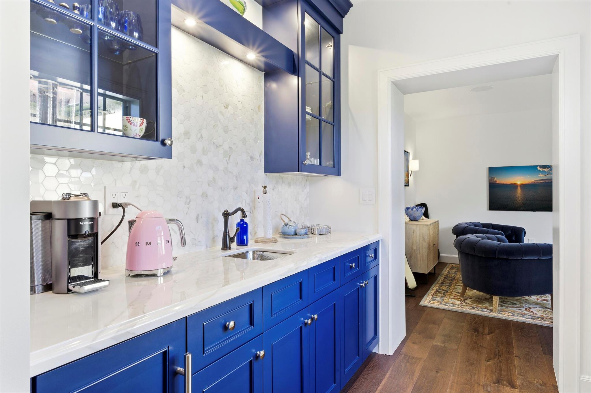 LAKEWOOD - Residential