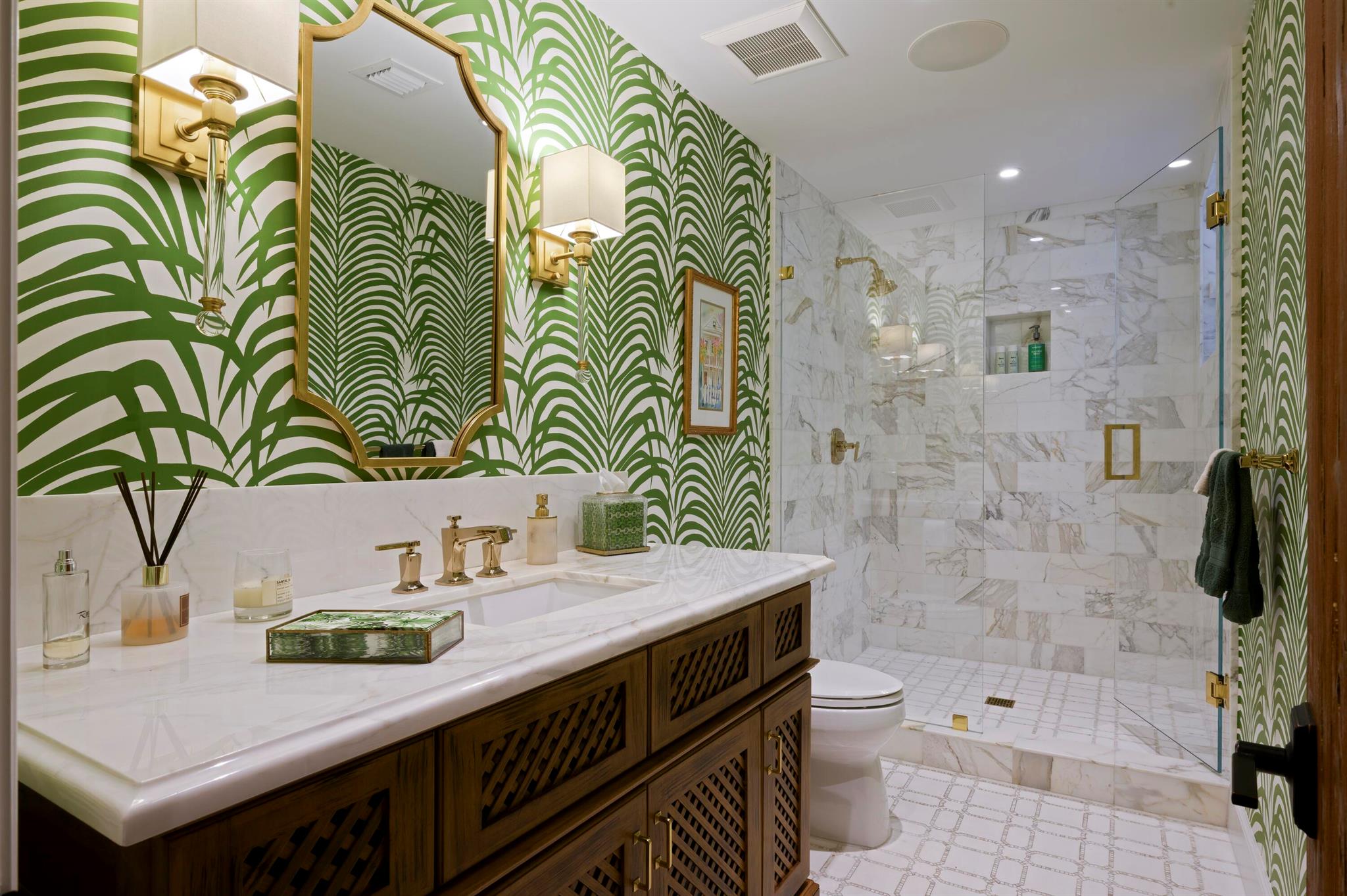 LAKEWOOD - Residential