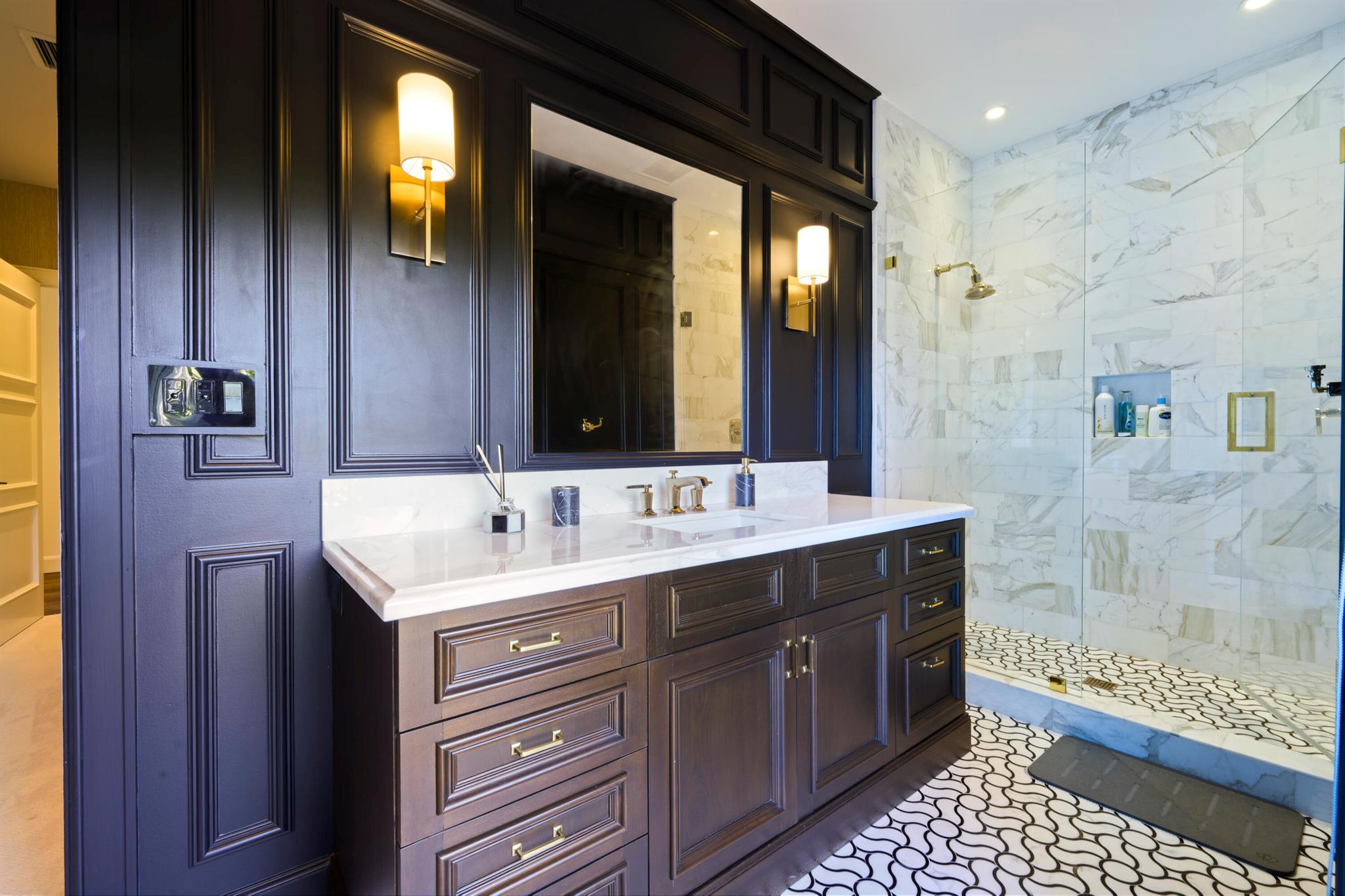 LAKEWOOD - Residential