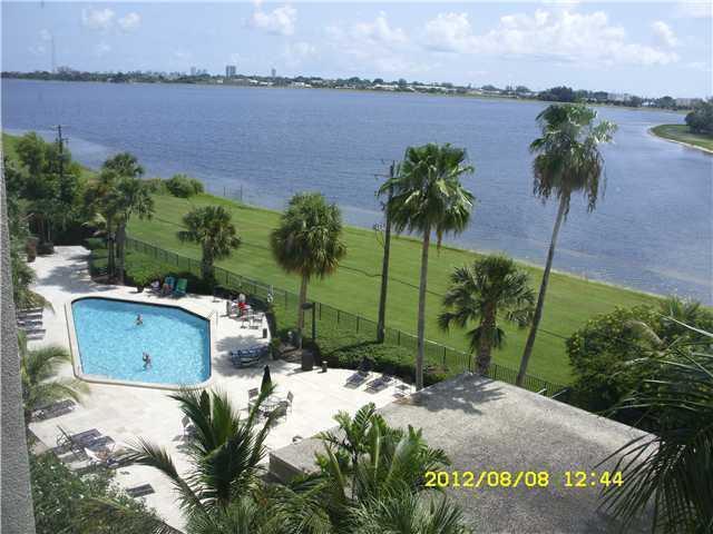 LAKESHORE CLUB CONDO - Residential